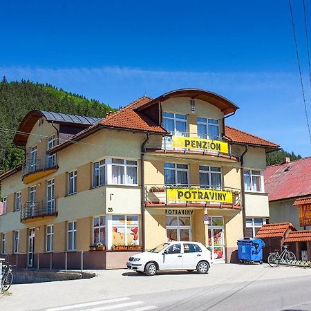 Penzion Centrum Oravsky Biely Potok エクステリア 写真
