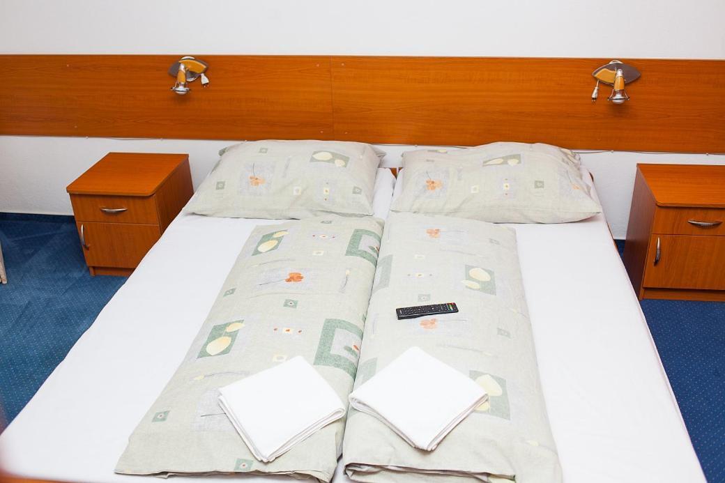 Penzion Centrum Oravsky Biely Potok エクステリア 写真