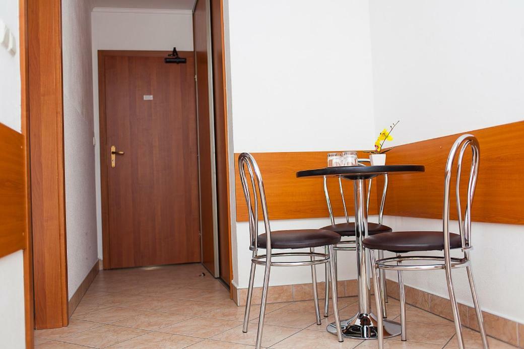 Penzion Centrum Oravsky Biely Potok エクステリア 写真