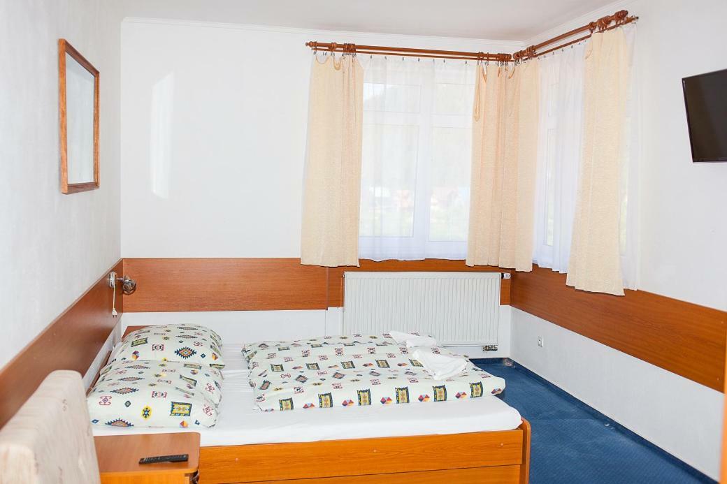 Penzion Centrum Oravsky Biely Potok エクステリア 写真