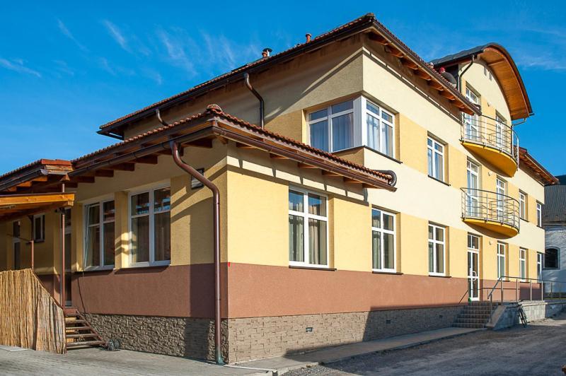 Penzion Centrum Oravsky Biely Potok エクステリア 写真